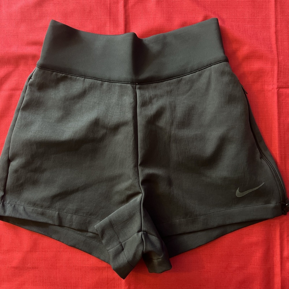 Nike Shorts Women Medium Black Athletic Running Swoosh Logo Active Zip Up new